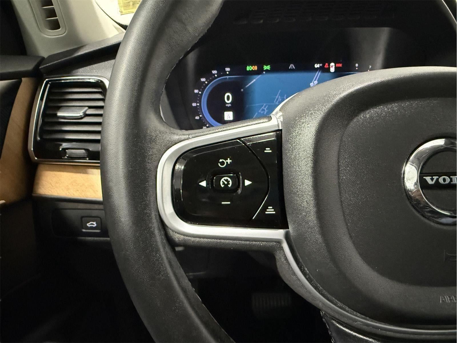 2023 Volvo XC90 Plus