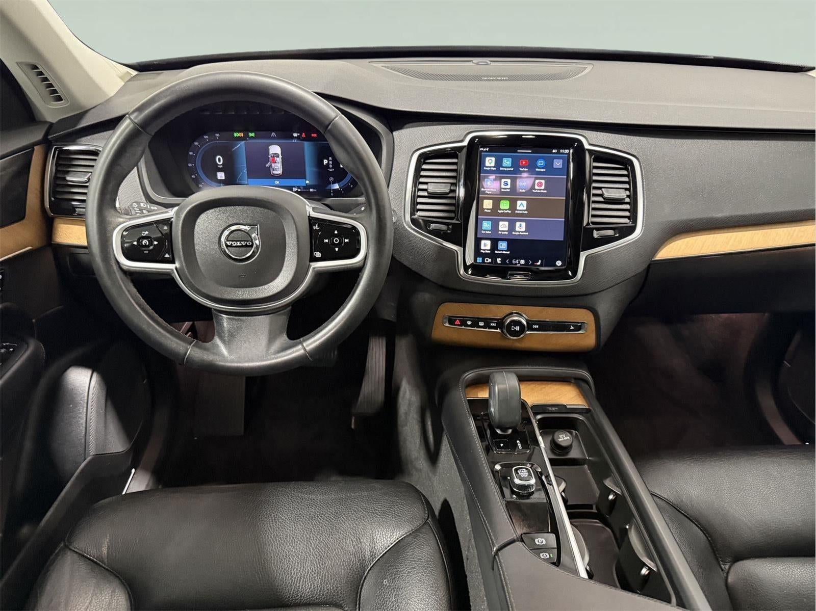 2023 Volvo XC90 Plus
