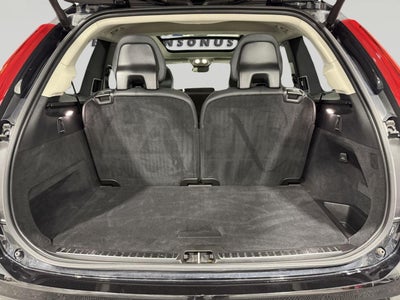 2023 Volvo XC90 Plus