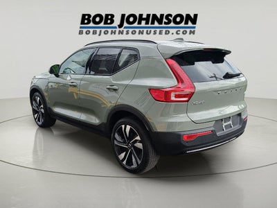 2025 Volvo Xc40 Ultra Dark Theme