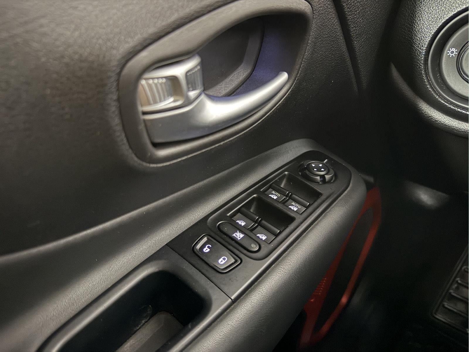 2020 Jeep Renegade Trailhawk