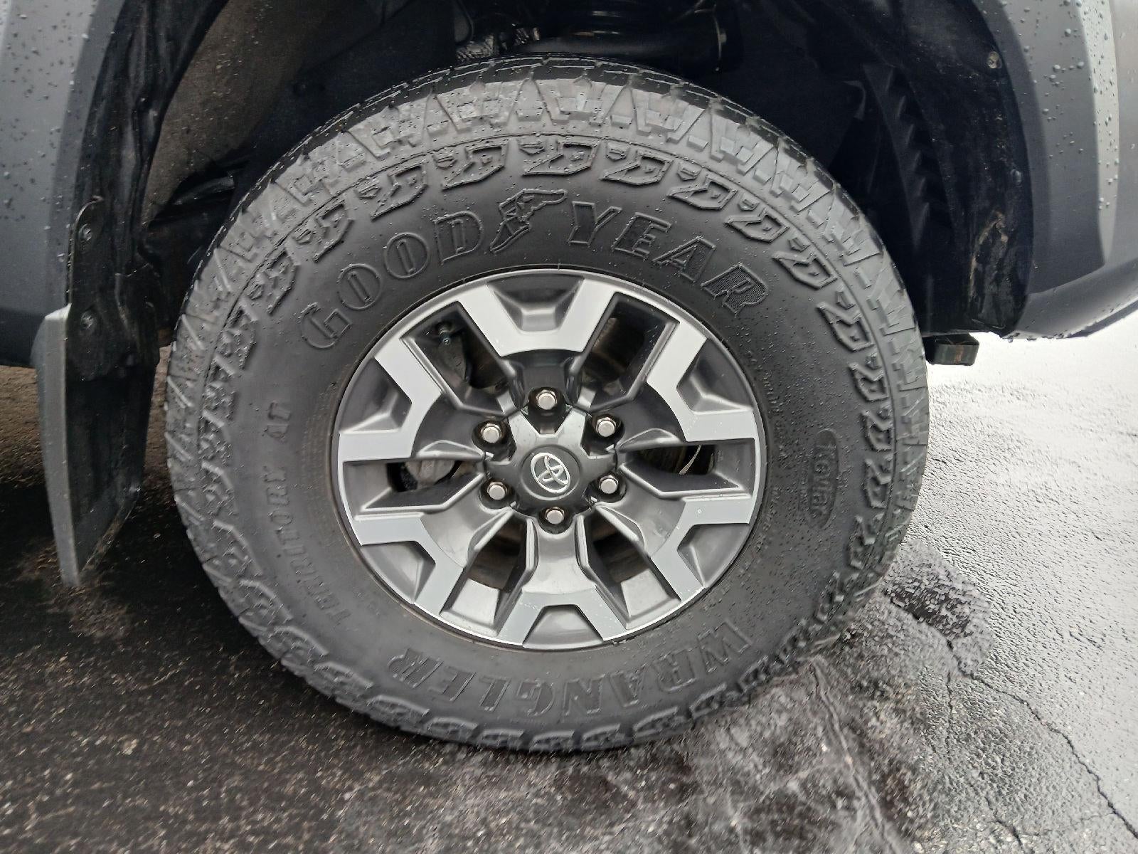 2023 Toyota Tacoma TRD Off-Road