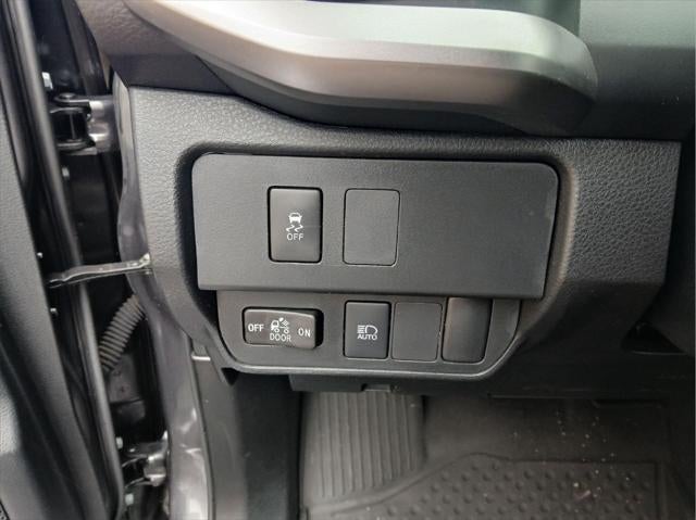 2023 Toyota TACOMA SR5 SR5 V6