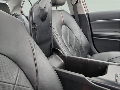 2019 Toyota CAMRY XLE