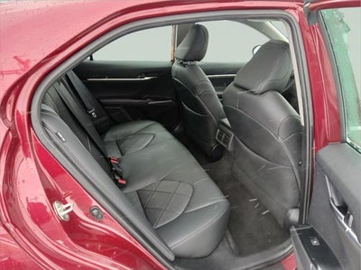 2019 Toyota CAMRY XLE