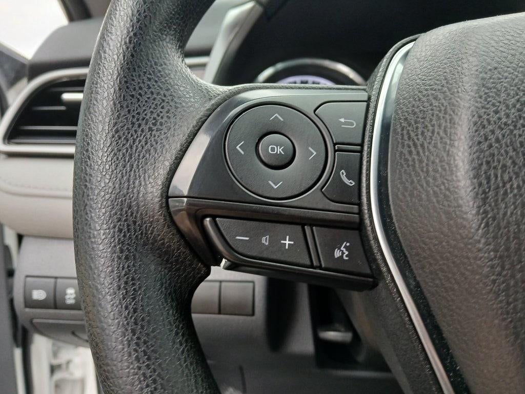 2019 Toyota CAMRY LE