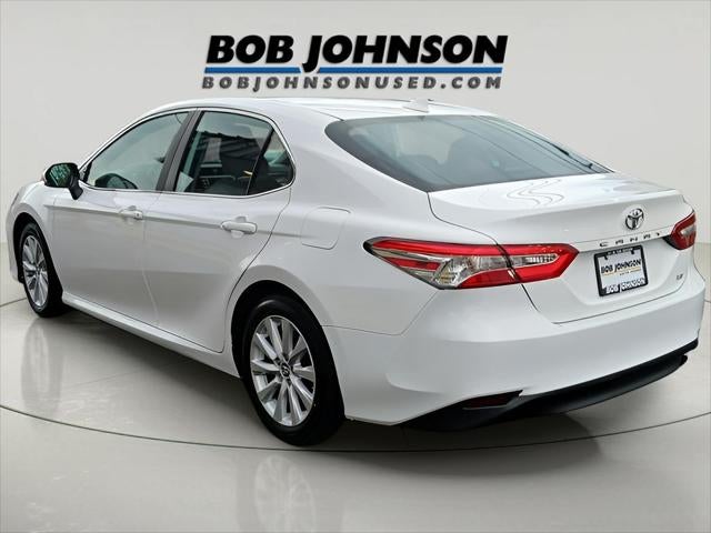 2019 Toyota CAMRY LE
