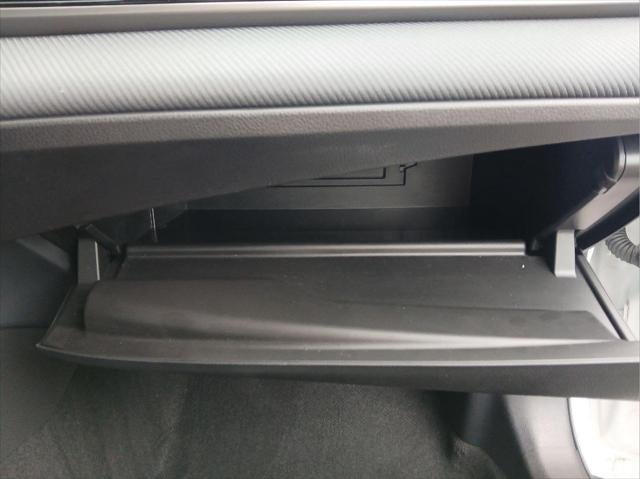 2025 Toyota Camry SE AWD