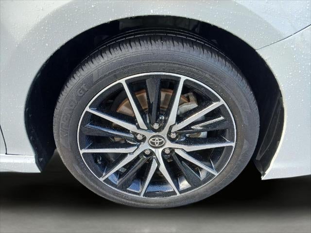 2024 Toyota Camry SE AUTO AWD
