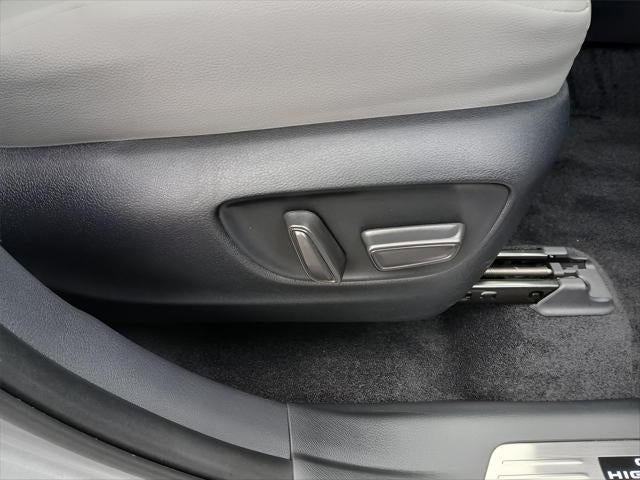 2025 Toyota GRAND HIGHLANDER HEV XLE