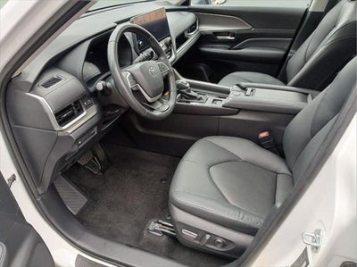 2024 Toyota GRAND HIGHLANDER HV XLE