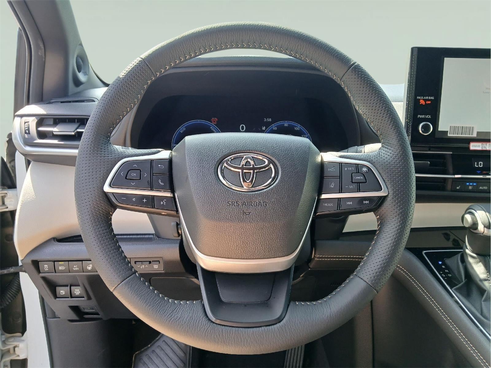 2025 Toyota Sienna Platinum 7-Passenger