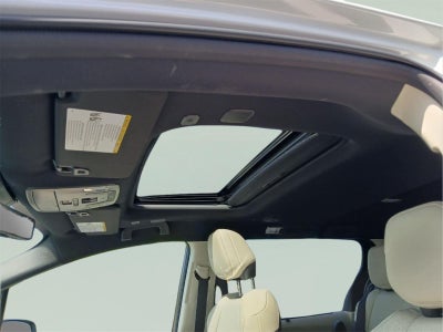 2025 Toyota Sienna Platinum 7-Passenger