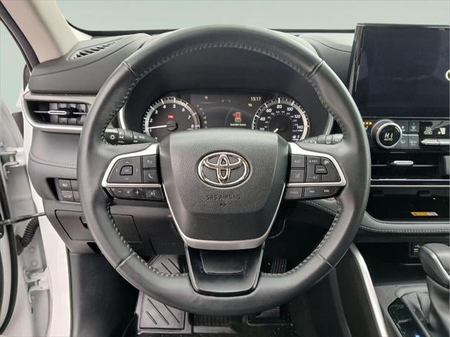 2023 Toyota HIGHLANDER XLE AWD