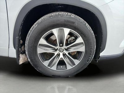 2023 Toyota HIGHLANDER XLE AWD