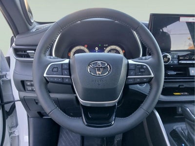 2026 Toyota Highlander XSE