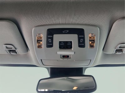 2025 Toyota Sienna XLE FWD 8-PASSENGER