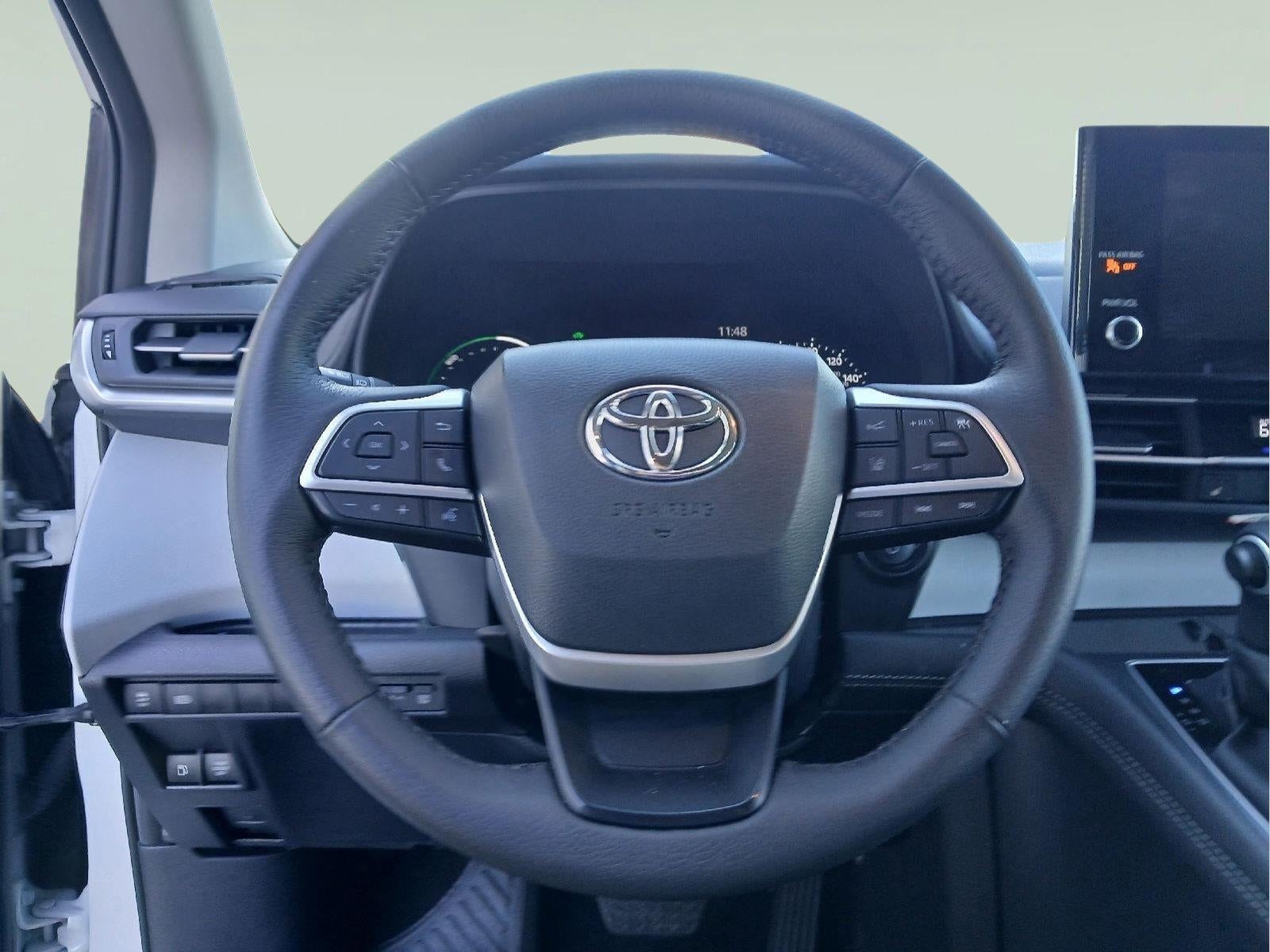 2026 Toyota Sienna XLE 8-Passenger
