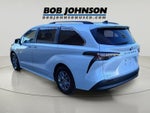 2026 Toyota Sienna XLE 8-Passenger