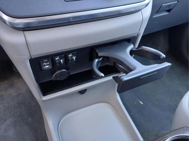 2017 Toyota SIENNA XLE 3.5L XLE 8-Passenger