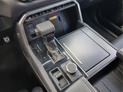 2024 Toyota SEQUOIA 4WD Platinum