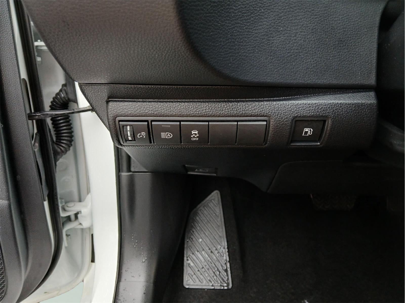 2025 Toyota Corolla Hybrid HYBRID SE AWD