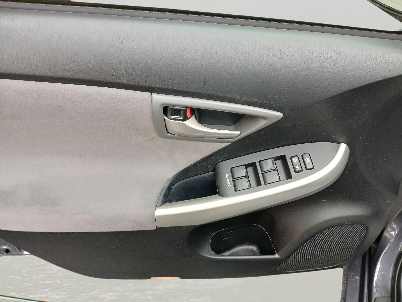2015 Toyota PRIUS Three