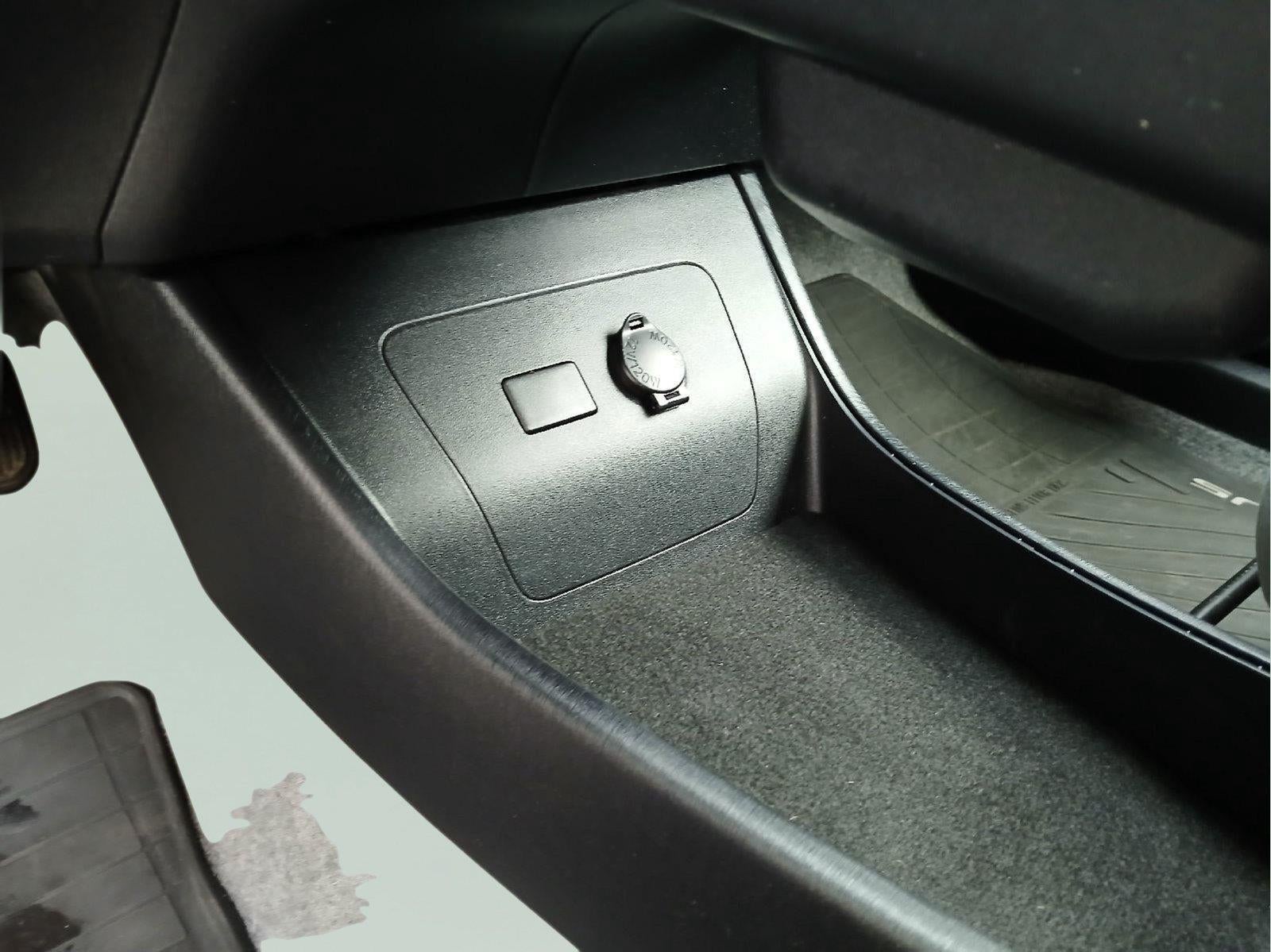 2015 Toyota PRIUS Three