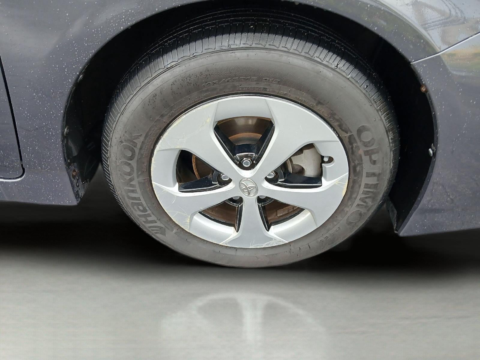 2015 Toyota PRIUS Three