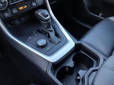 2020 Toyota RAV4 HYBRID XSE