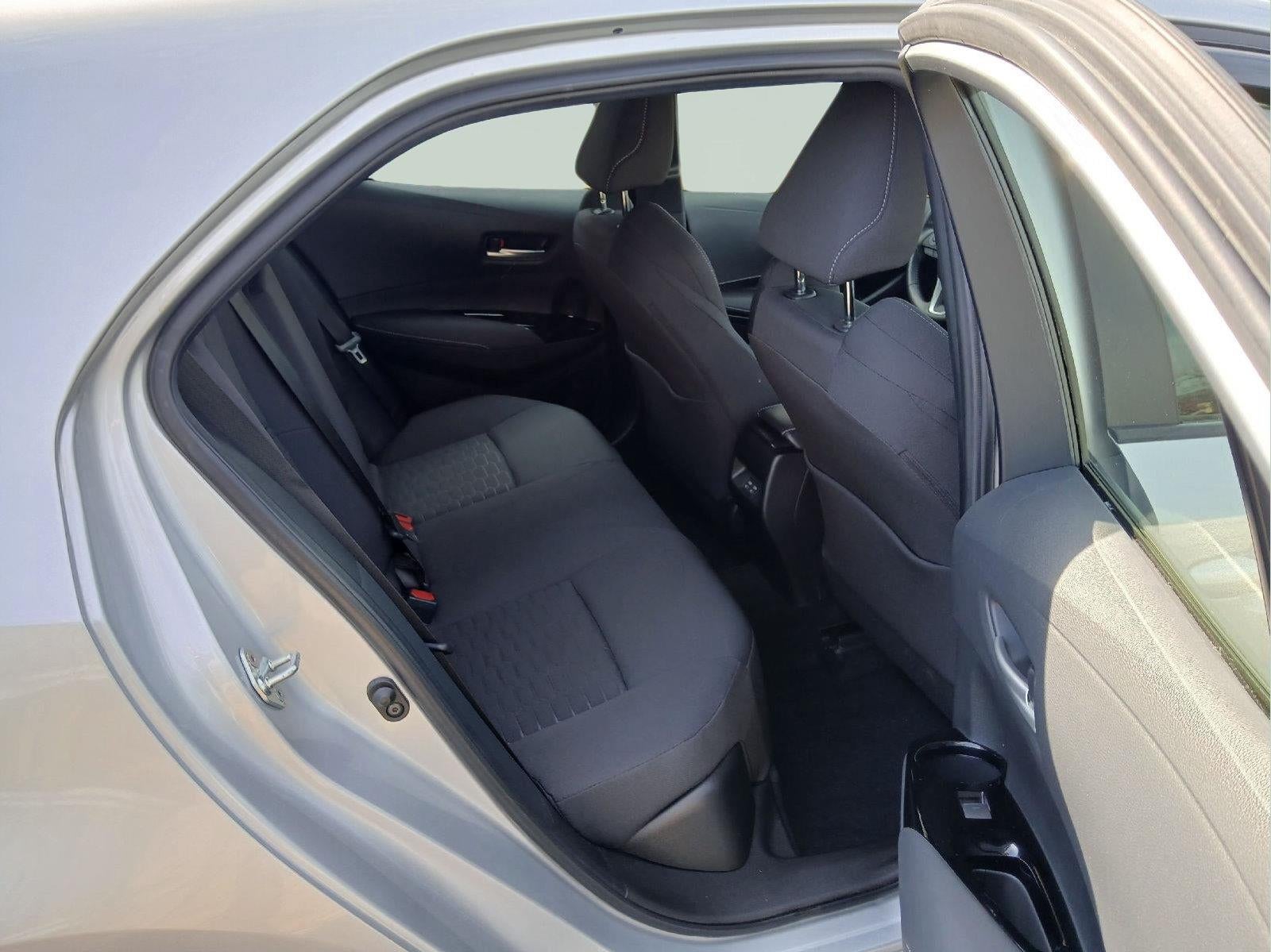 2023 Toyota Corolla Hatchback SE