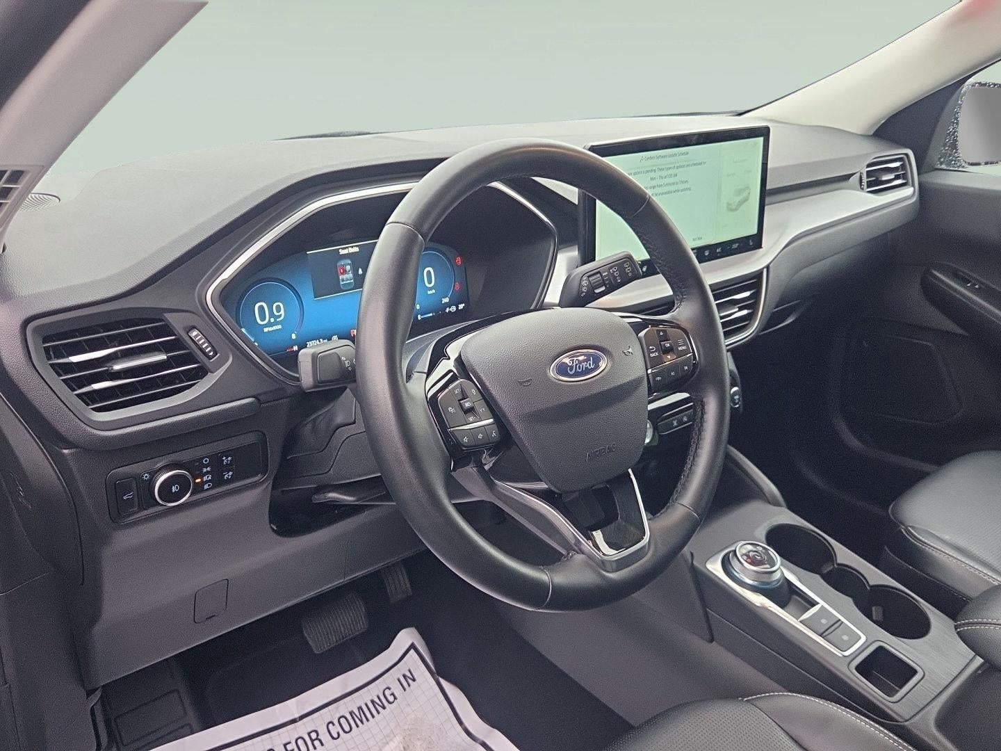 2025 Ford Escape Platinum