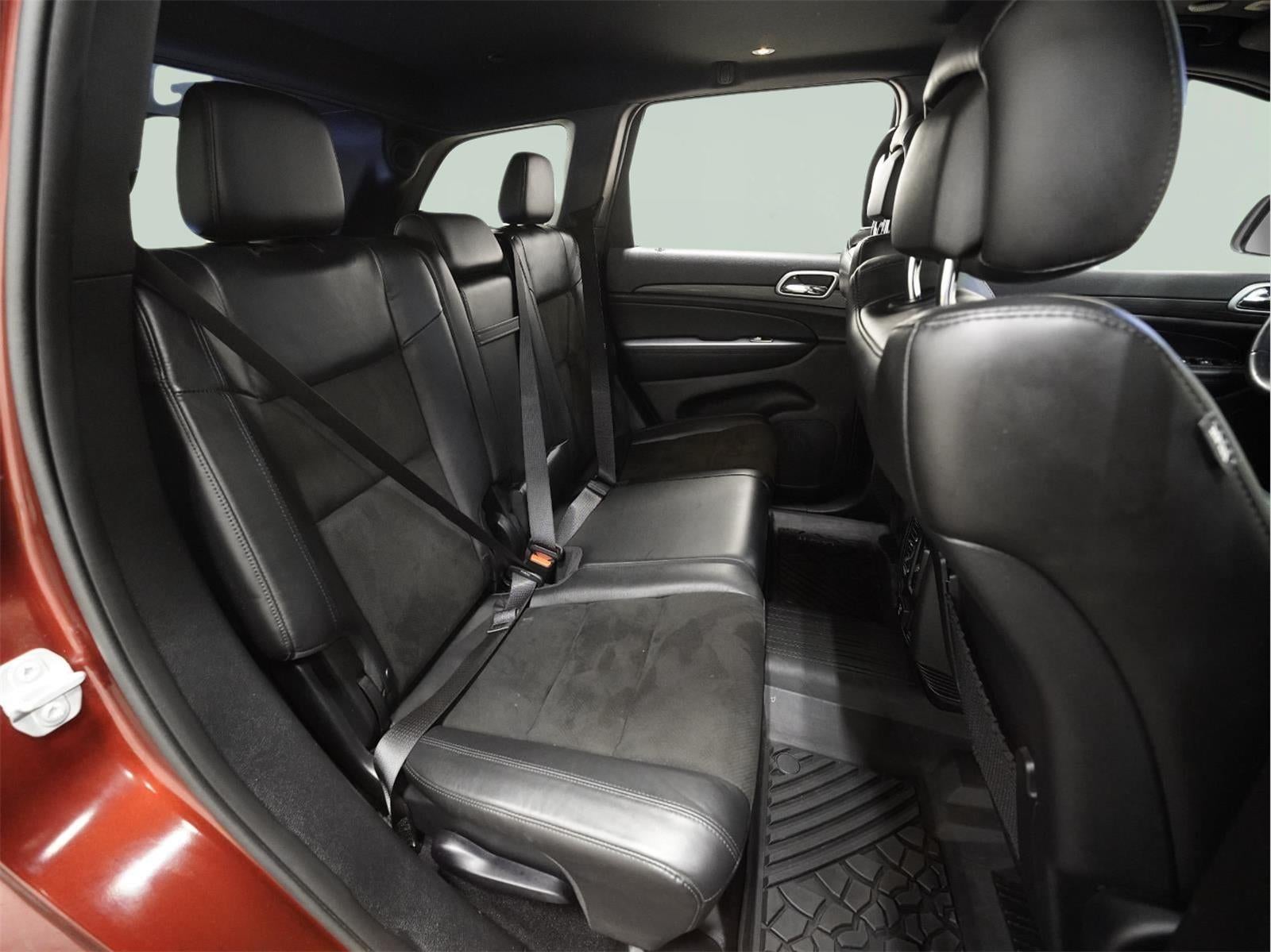 2021 Jeep Grand Cherokee Laredo X 4x4