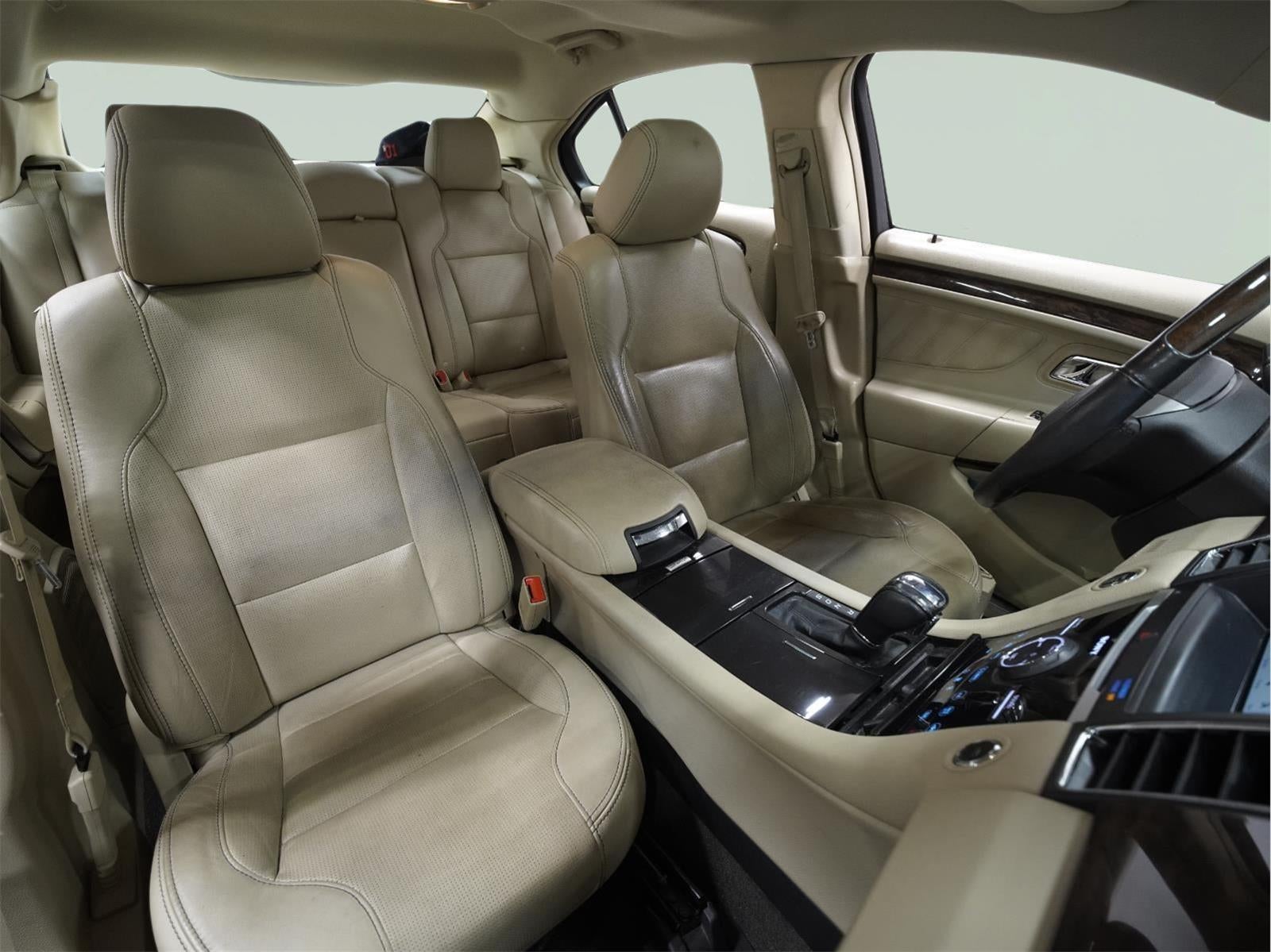 2018 Ford Taurus Limited