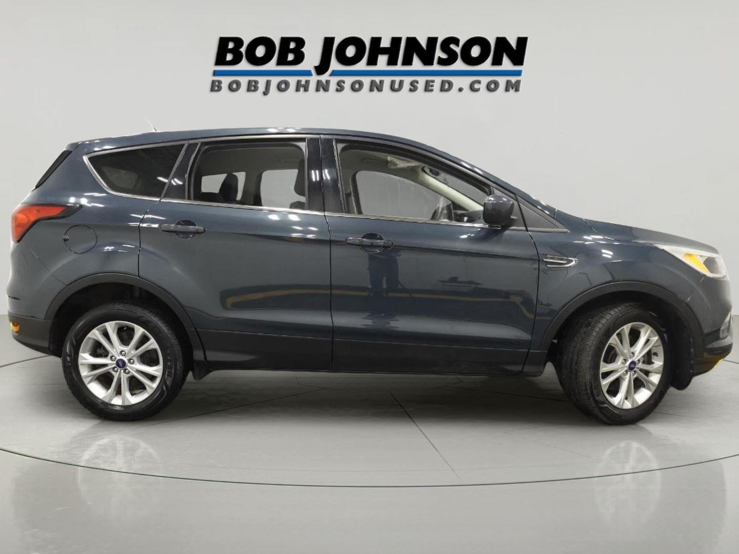 Used 2019 Ford Escape SE with VIN 1FMCU9GD0KUB76116 for sale in Spencerport, NY