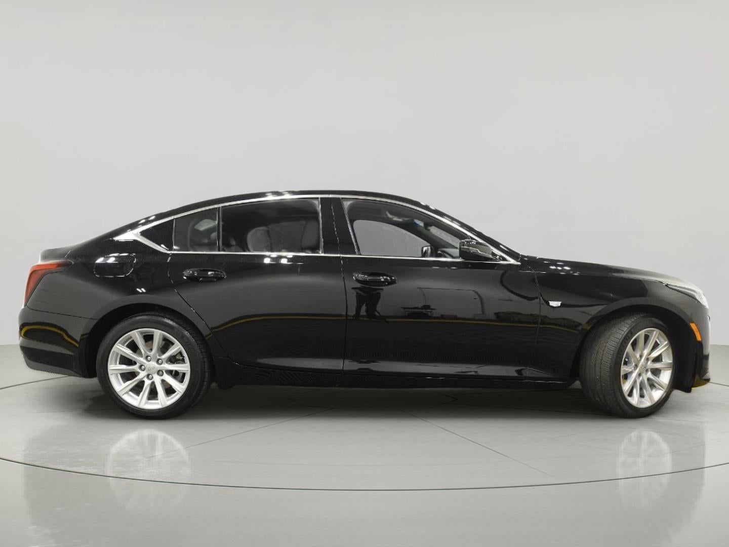 2023 Cadillac CT5 Luxury