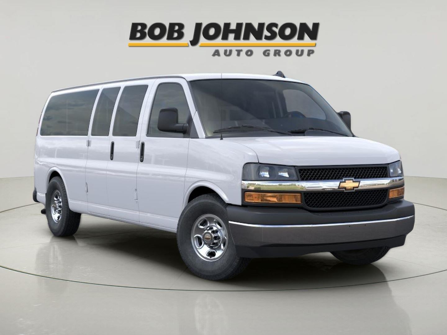2026 Chevrolet Express Passenger 1LT