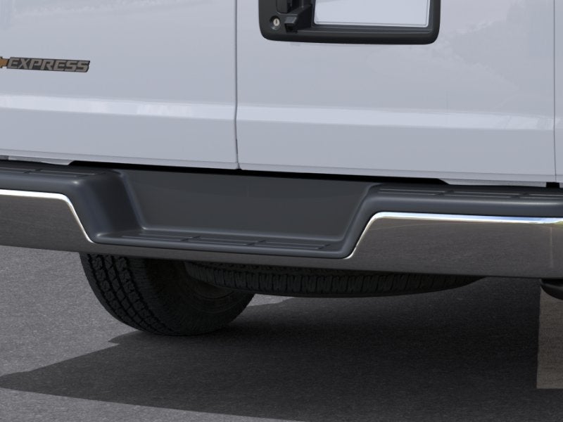 2026 Chevrolet Express Passenger 1LT