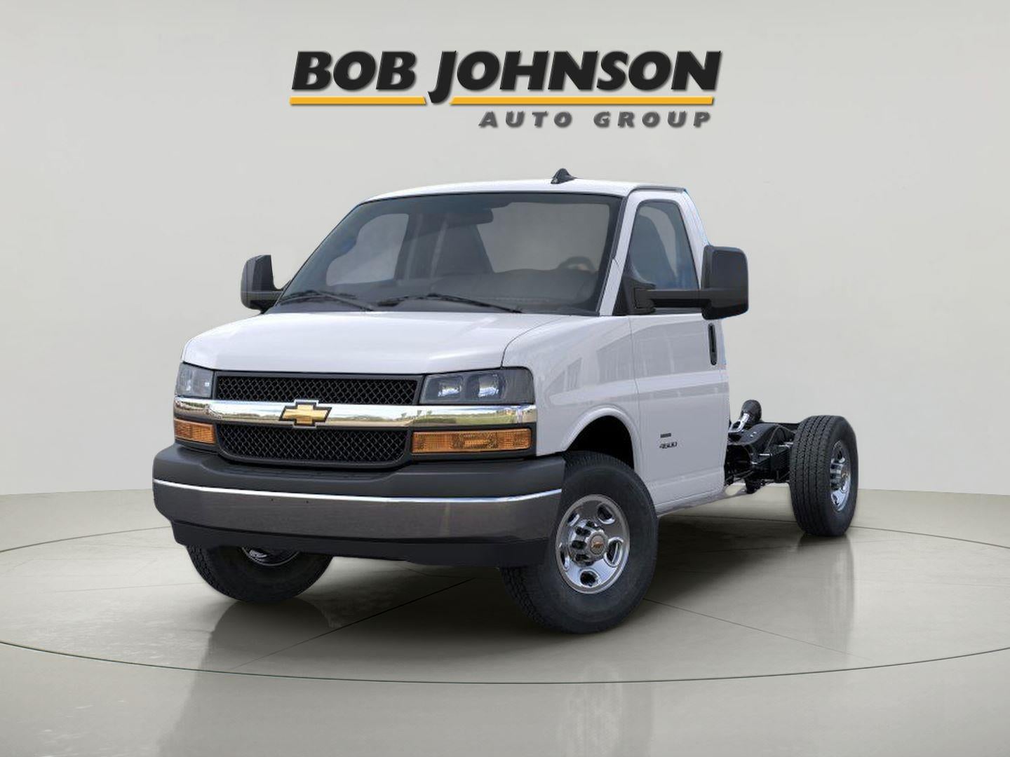 2025 Chevrolet Express Cutaway 3500 1WT