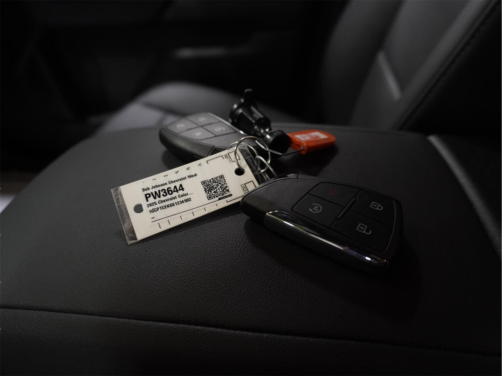 2025 Chevrolet Colorado WT/LT