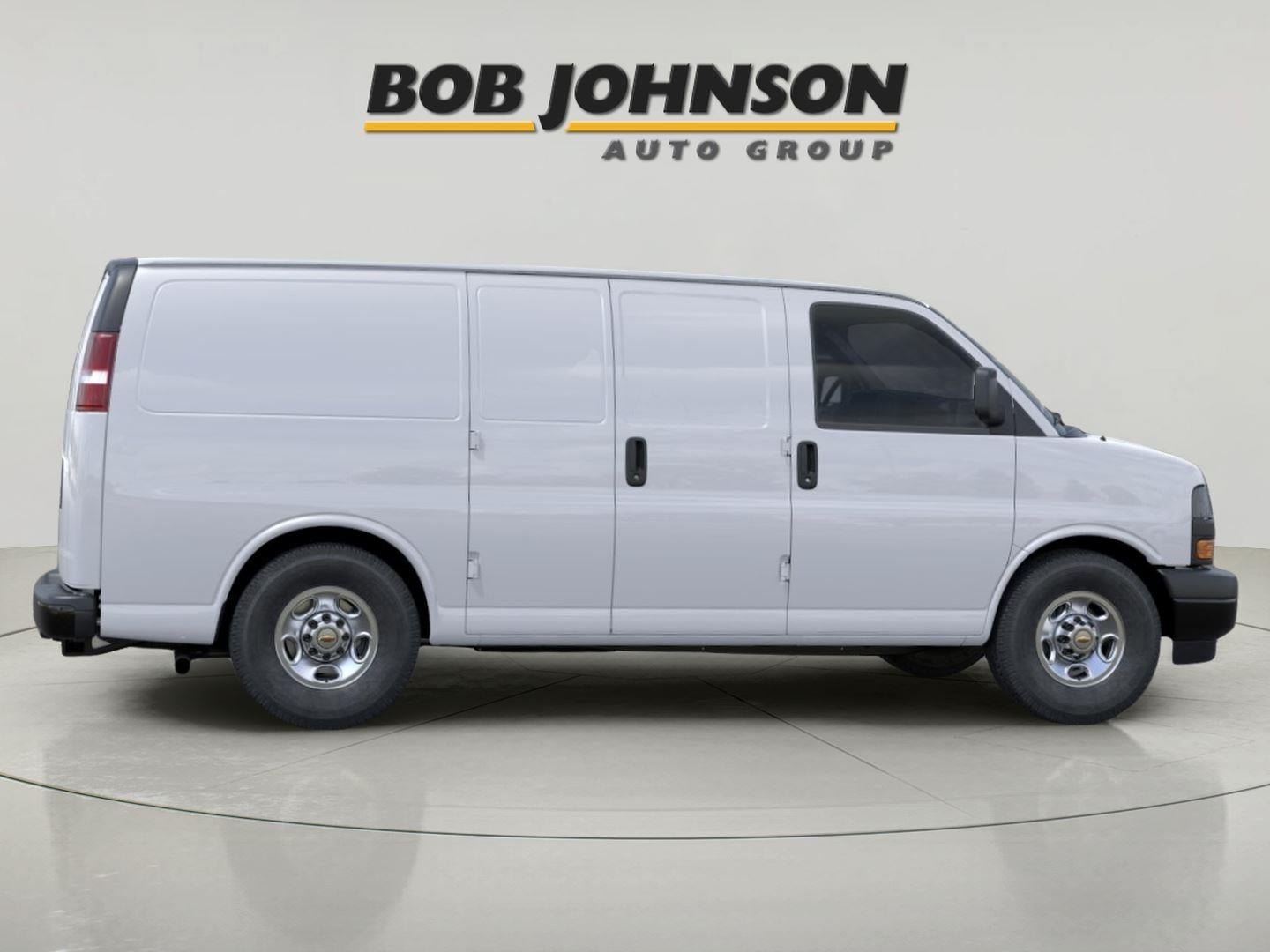 2026 Chevrolet Express Cargo RWD 2500 135"