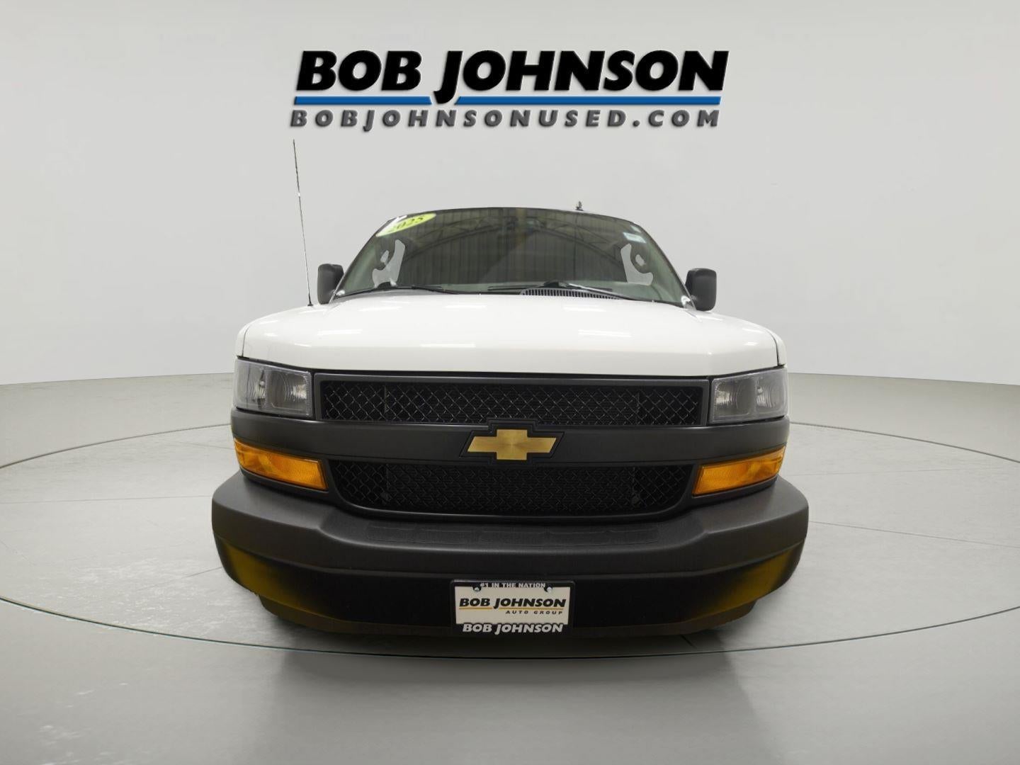 2025 Chevrolet Express Cargo WT