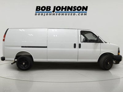 2025 Chevrolet Express Cargo WT