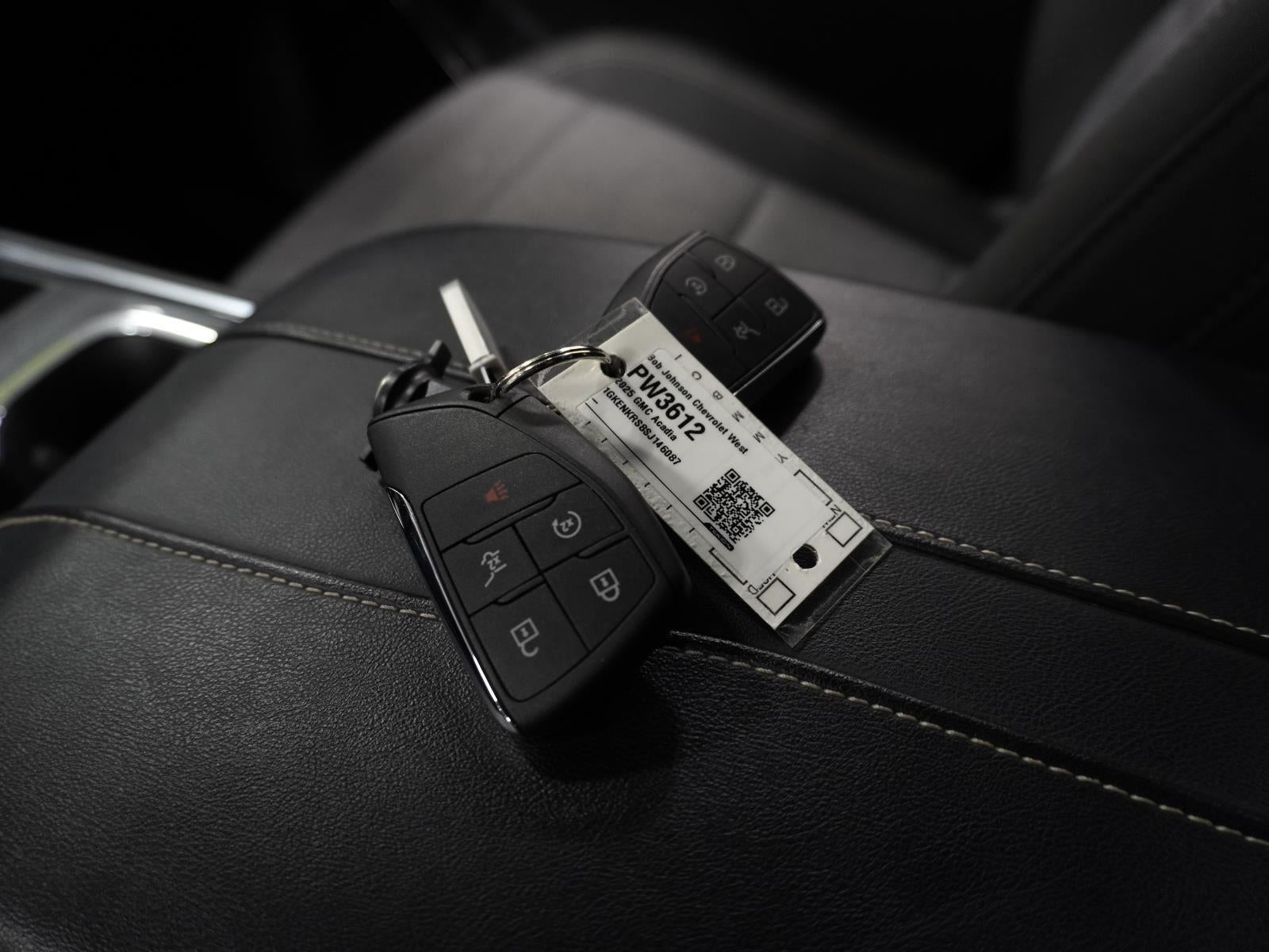 2025 GMC Acadia Elevation