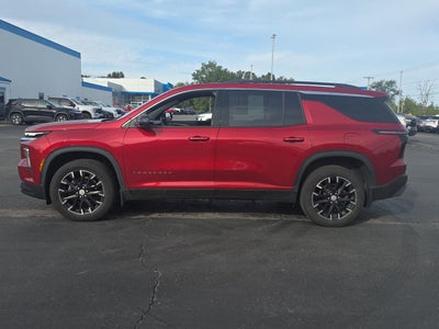 2024 Chevrolet Traverse LT