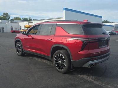 2024 Chevrolet Traverse LT