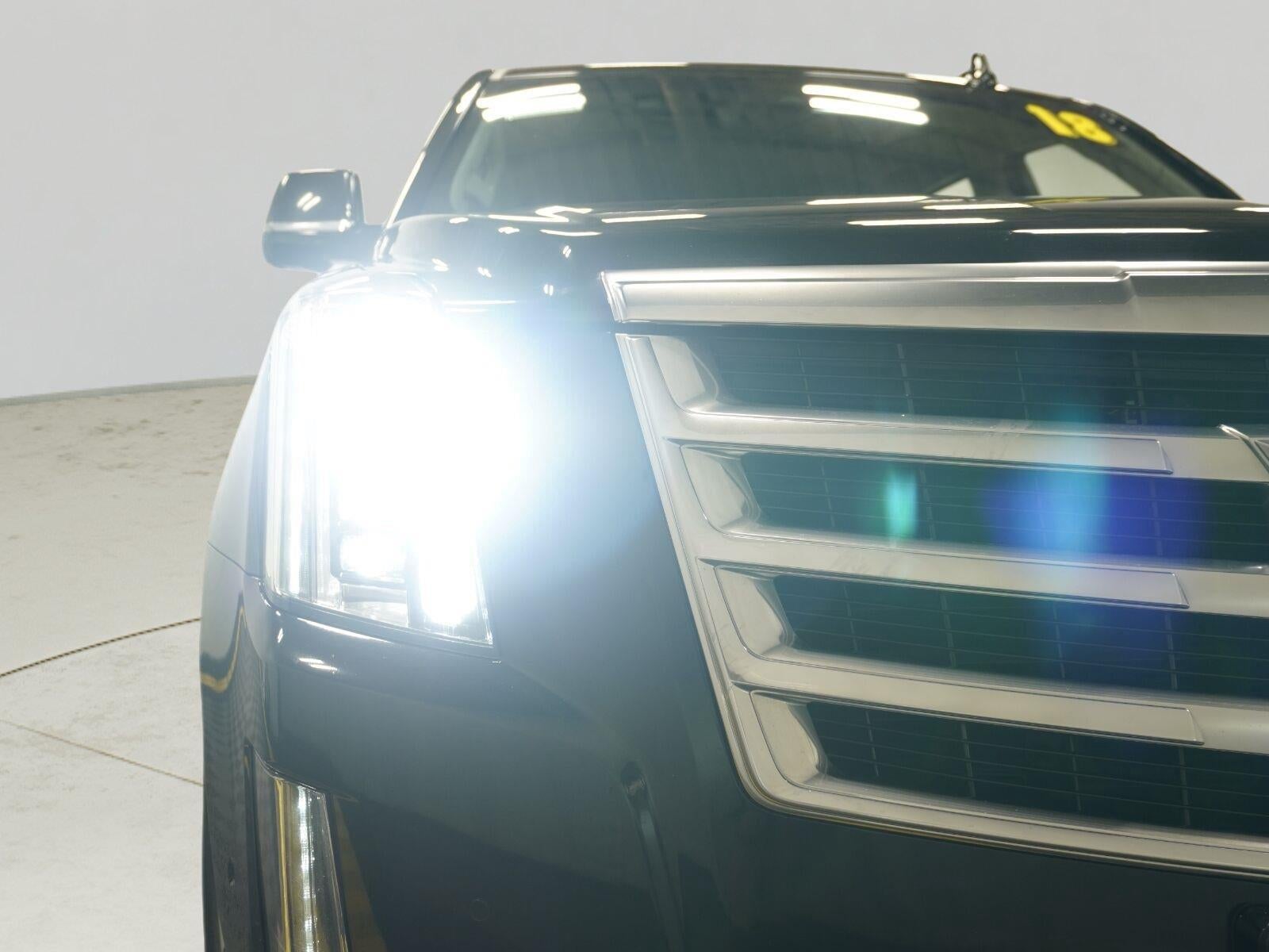 2018 Cadillac Escalade Luxury