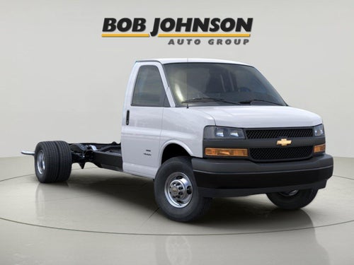 2026 Chevrolet Express Cutaway 4500 4500 Van 177"