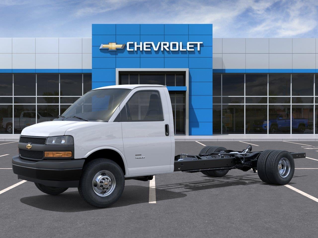 2026 Chevrolet Express Cutaway 4500 2WT