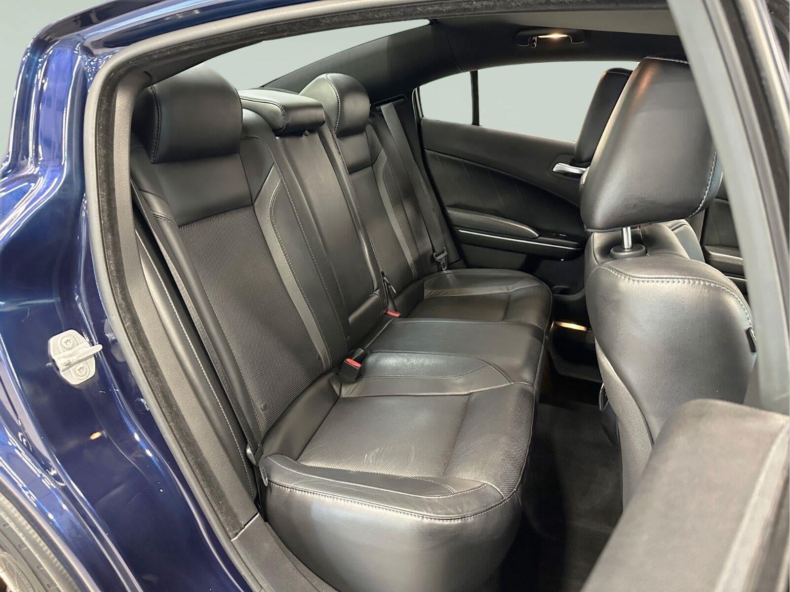 2015 Dodge Charger SXT
